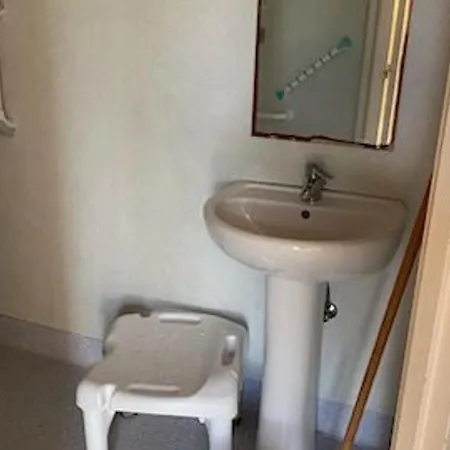 Studio Confortable Au Bord De L'etang De Parroy Avec Activites Nautiques Et Randonnee - Fr-1-584-302 別荘